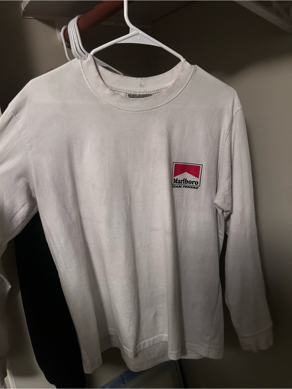 Marlboro White Long-Sleeve 🚬